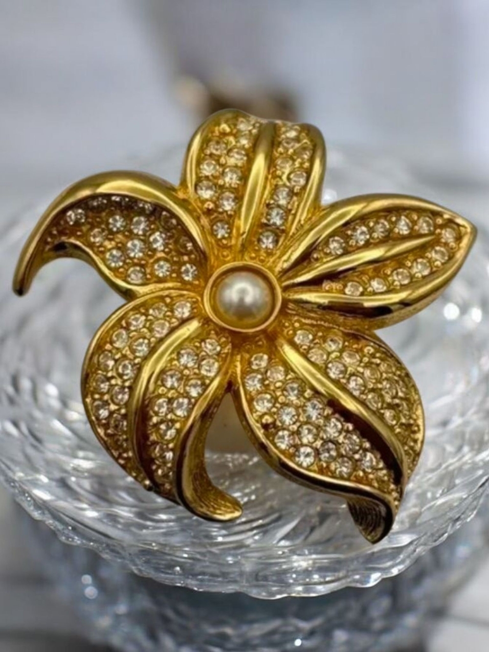 Dior Gold Plated Crystal Flower Brooch with Pearl Center - Picture 4 of 16